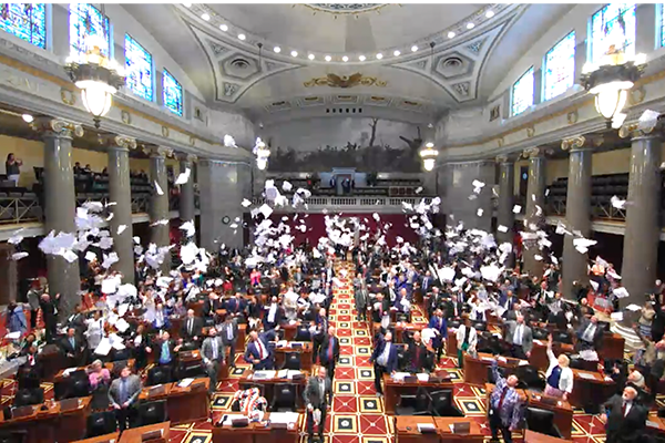 House members toss papers on last day of session